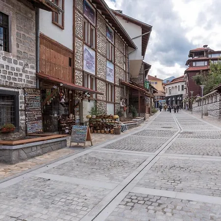 Апартаменти Royal Towers - Gondola View