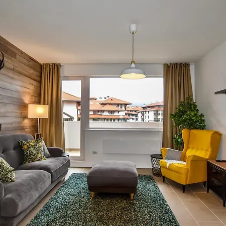 Royal Towers - Gondola View Апартаменти Бансько