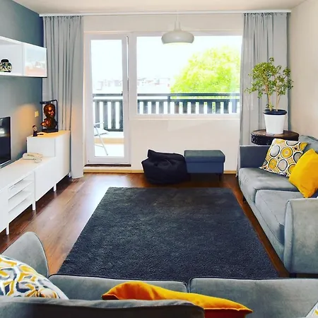 Royal Towers - Gondola View Apartment *