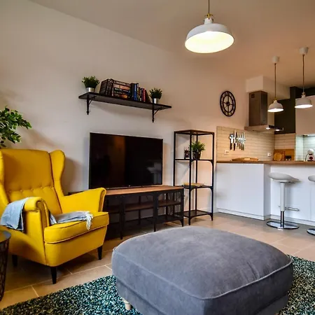 Royal Towers - Gondola View * Бансько